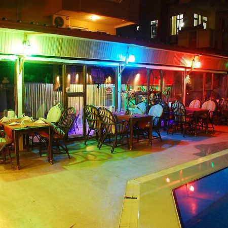 Side Orientt Apartments Ngoại thất bức ảnh