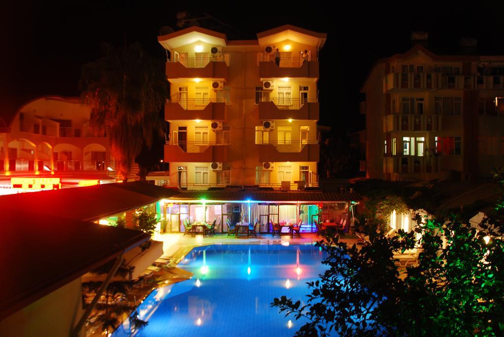 Side Orientt Apartments Ngoại thất bức ảnh