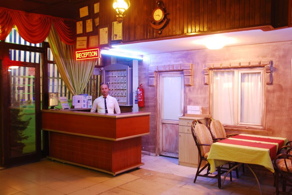 Side Orientt Apartments Ngoại thất bức ảnh
